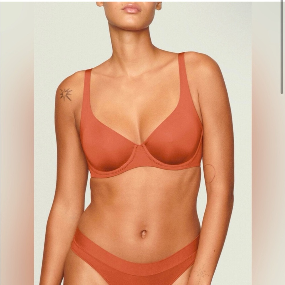 Cuup scoop bra 32C